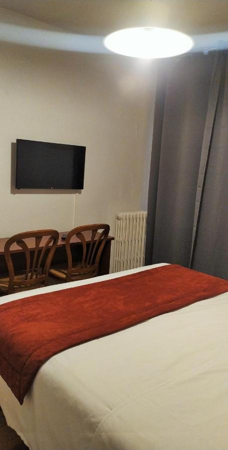 Hotel Le Postillon Pau Dış mekan fotoğraf